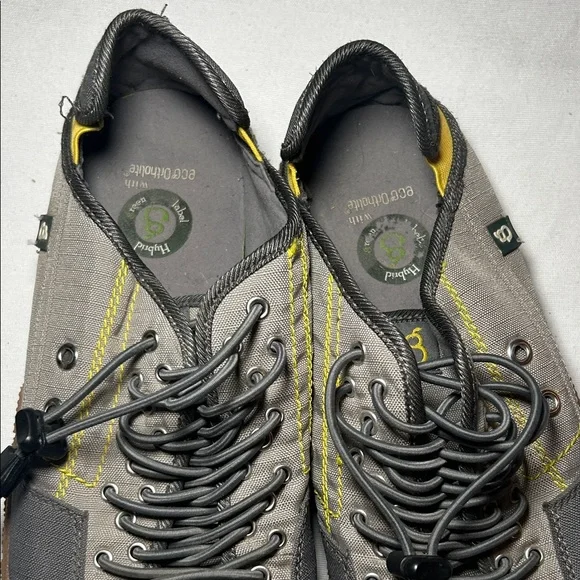 Hybrid Apparel Gray and Yellow Sneakers - Picture 5 of 6